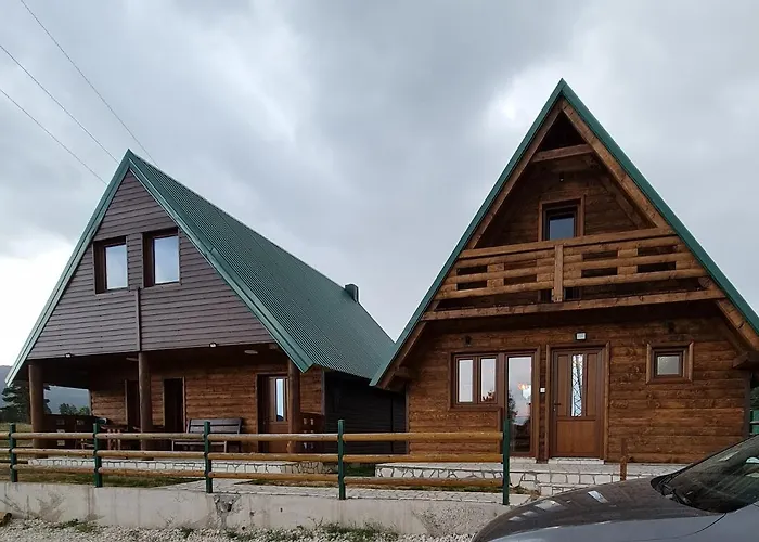 Original Wooden Lodge Sg